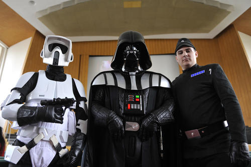 Die Zeitreise mit Captain Zitt zog Fans von Star Trek und Star Wars gleichermaßen in den Hörsaal.