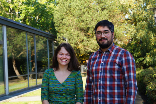 Tosca Müller vom Mentoringreferat des Fachbereichs Philosophie und Geisteswissenschaften und Martin Wertenbruch vom Mentoringreferat des Fachbereichs Politik- und Sozialwissenschaften.