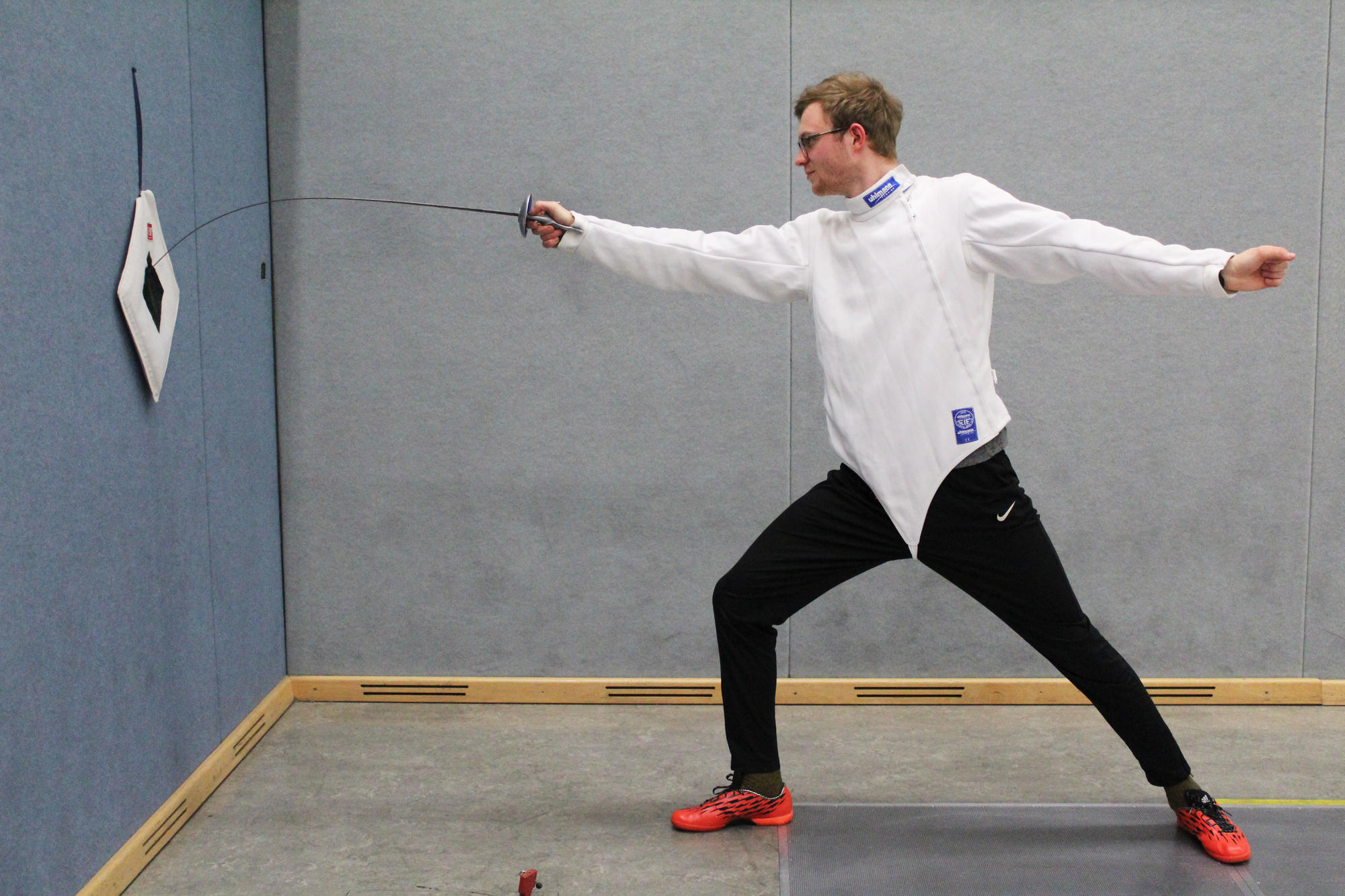 Im Standbild sieht der Hieb schon ansehnlich aus.