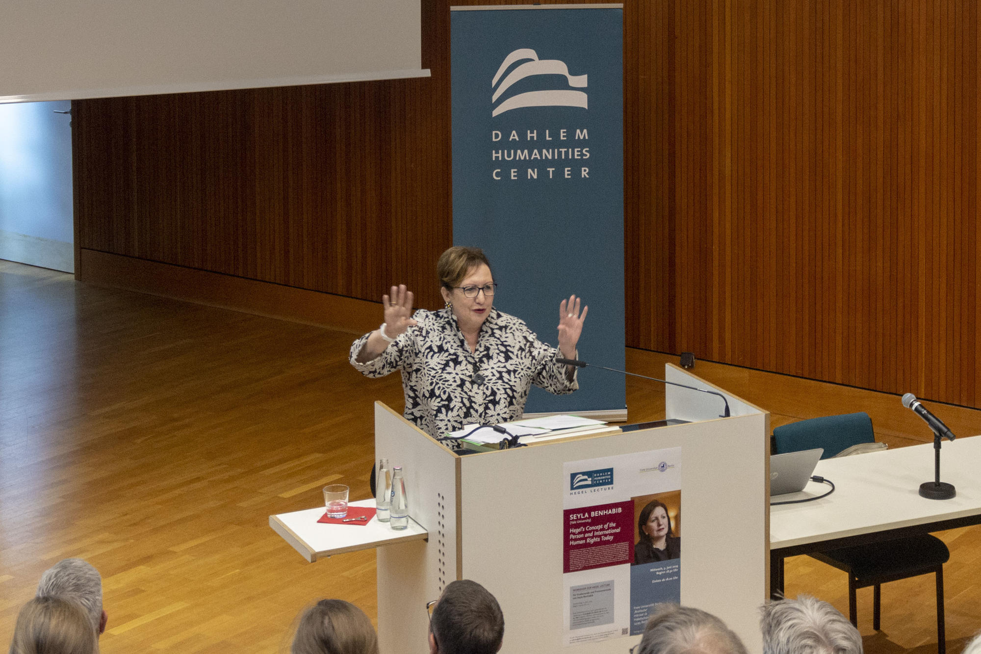 Seyla Benhabib hat die Eugene-Meyer-Professur für Politische Wissenschaft und Philosophie an der Yale University inne.