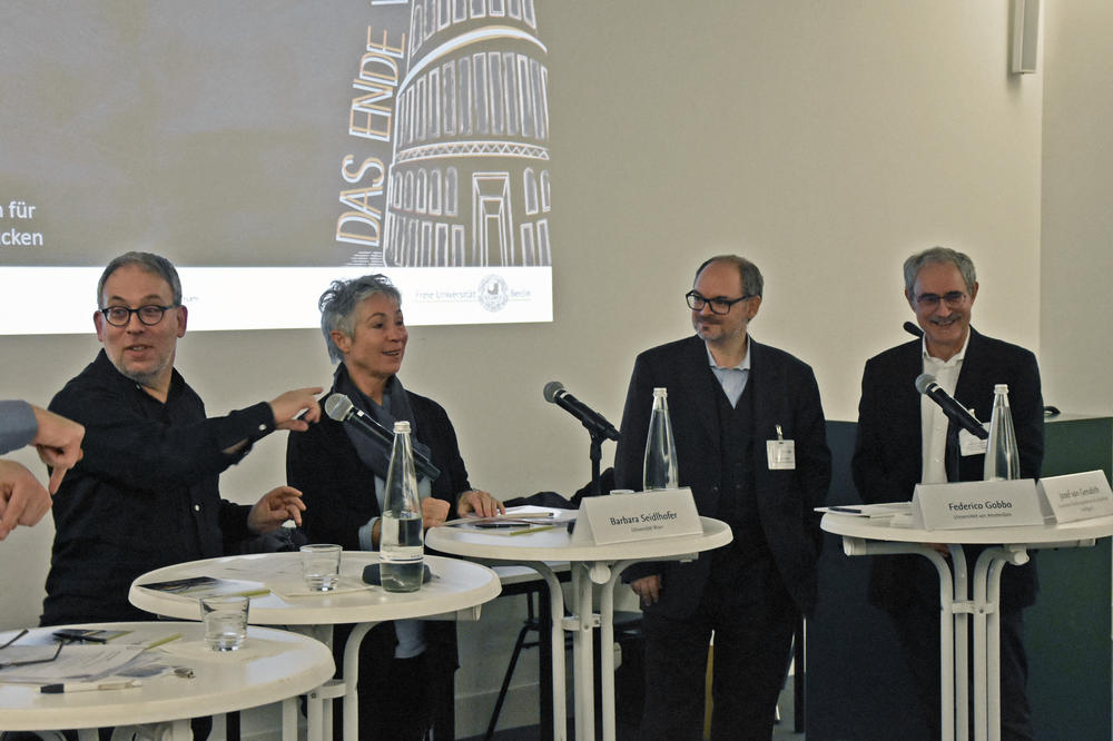 Die Diskussion bildete den Semesterauftakt für den neuen interdisziplinären Studiengang Sprache und Gesellschaft.