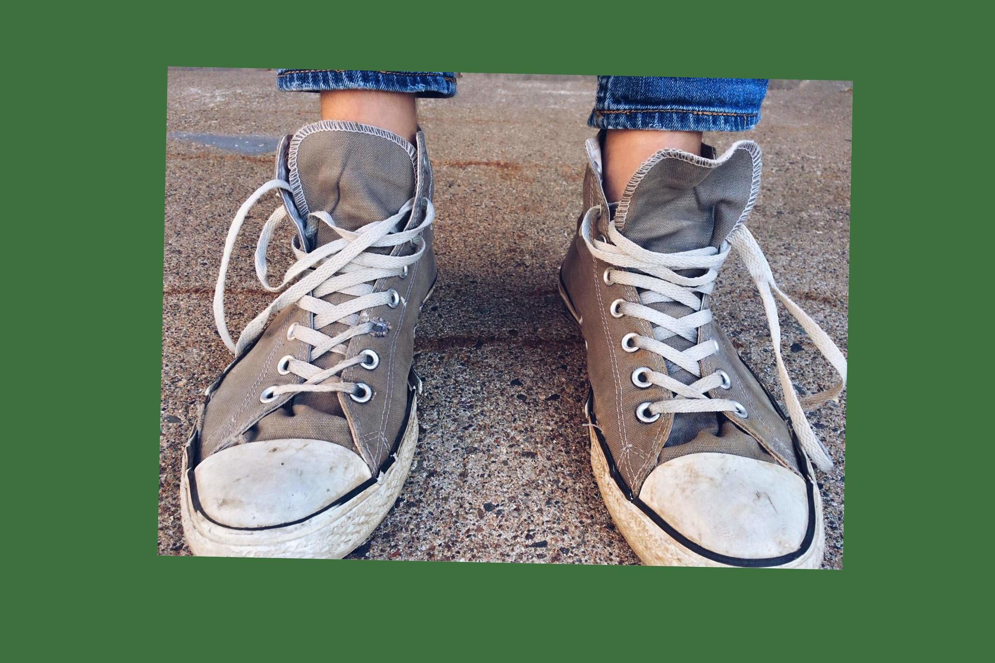 Anfangs mussten PCs noch vor Ort eingerichtet und betreut werden und IT-Kräfte waren viel unterwegs. Dank der ZEDAT wurde die „Turnschuhadministration“ aber bald durch ein System zur Fernwartung stark vereinfacht.