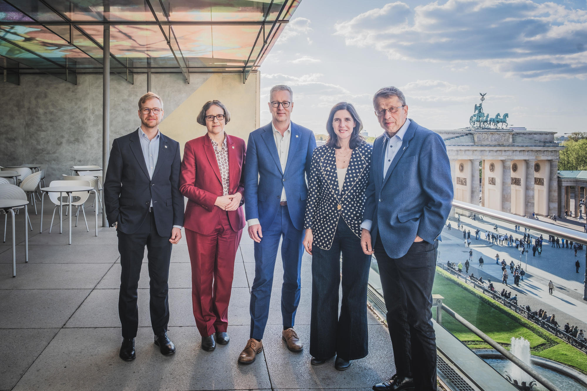 Das Board of Directors der Berlin University Alliance mit Prof. Dr. Dr. h.c. Günter M. Ziegler (Mitte) und dem neuen BUA-Sprecher Prof. Dr. Heyo K. Kroemer (Charité)