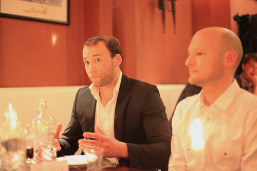 Trafen beim "Speed-Dating" auf erfahrene Unternehmer und Kapitalgeber: Marc Sperling (li.) vom Start-up Traxas Media und Philip Paar, Gründer der Laubwerk GmbH.