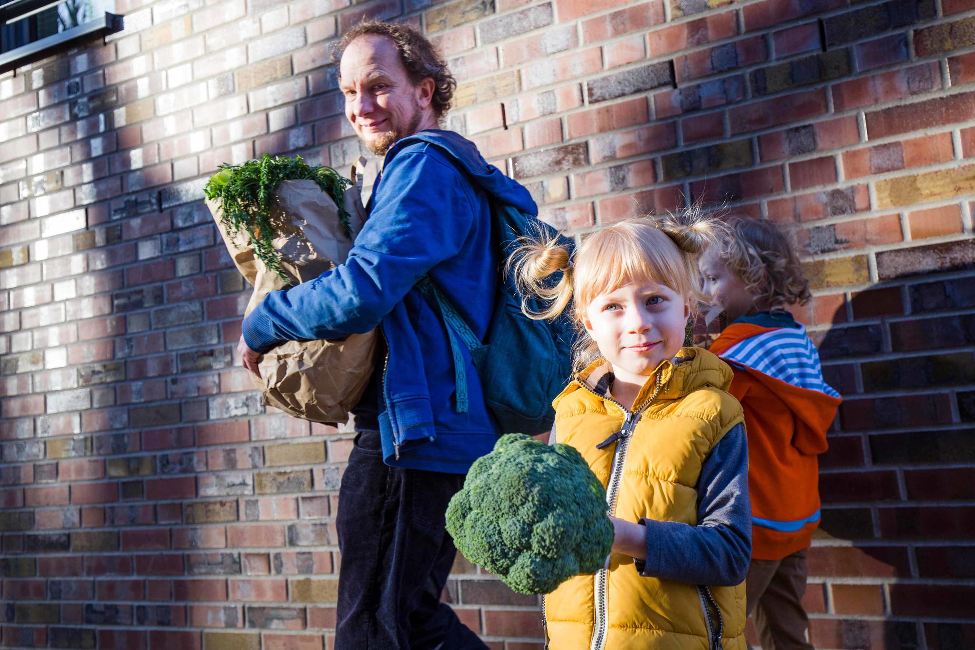 Alte Normen? Die Arbeit von Männern und Frauen im Haushalt ist weiterhin ungleich verteilt.