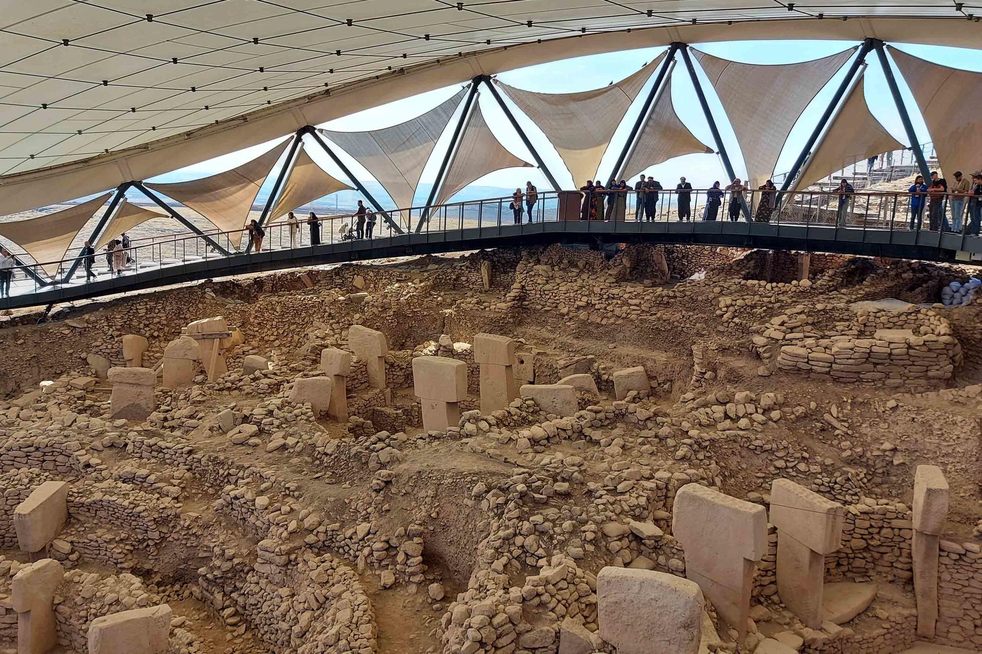 Göbekli Tepe bietet eine einzigartige Fülle von Überresten rund 12.000 Jahre alter Gebäude.
