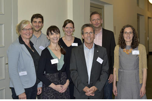 Martin Lücke (2.v.r.) und Lea Fenner (4.v.l.) haben das Symposium „Education for Change“ ins Leben gerufen.