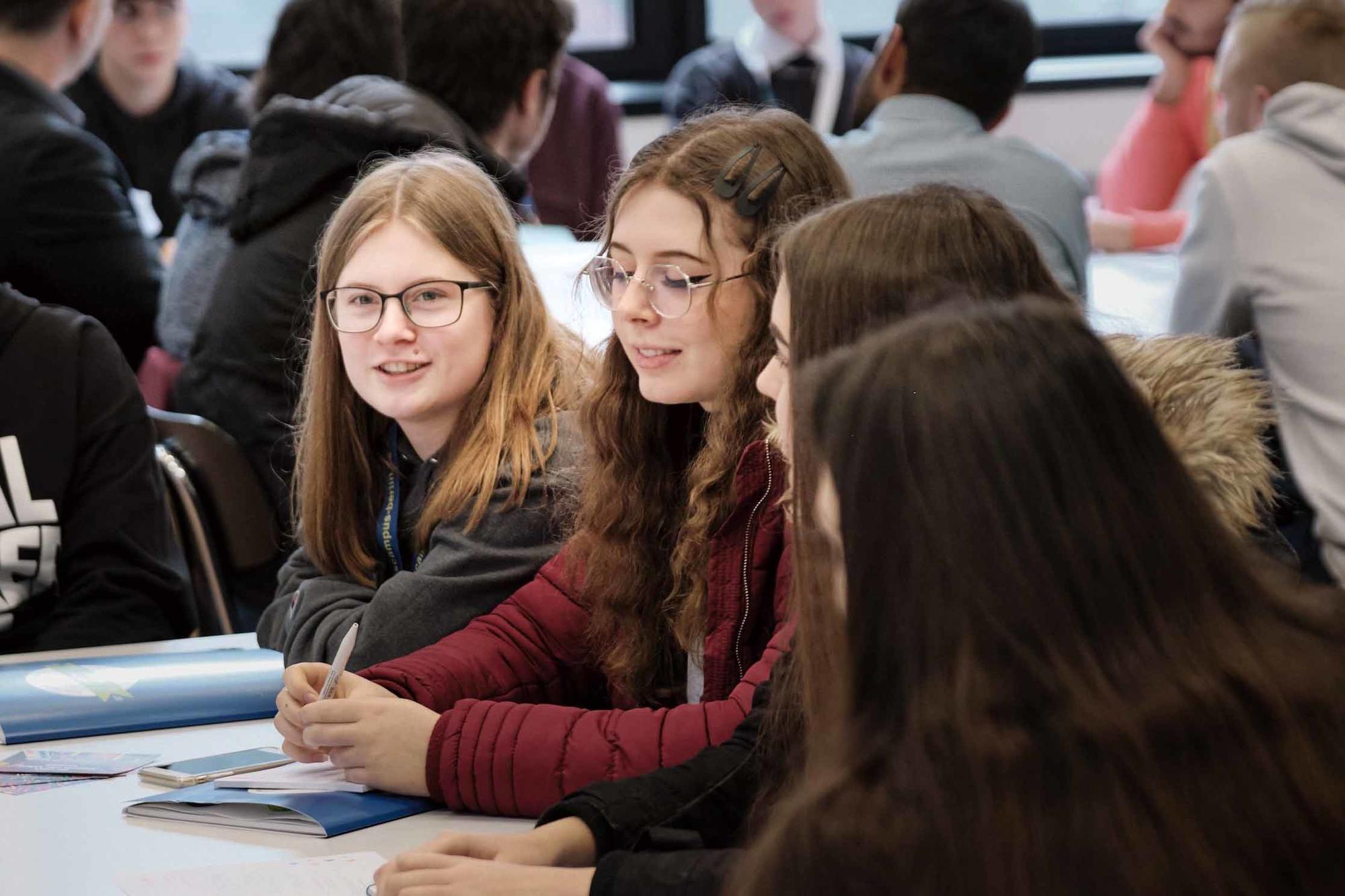 An der Freien Universität werden vermehrt künftige Lehrerinnen und Lehrer ausgebildet – die Hochschule versucht auch, junge Menschen mit Migrationshintergrund für ein Lehramtsstudium zu gewinnen.