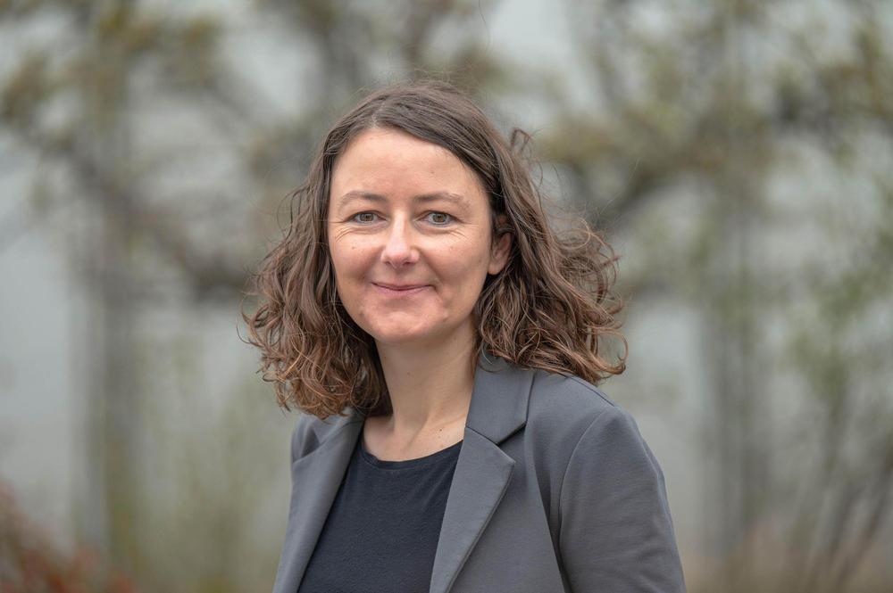 Porträtfoto von Steffi Pohl, Professorin am Fachbereich Erziehungswissenschaft und Psychologie und Ombudsperson für gute wissenschaftliche Praxis