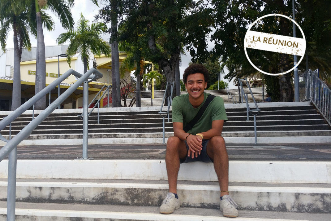 Happy, but still slightly confused by the simultaneity of “inside” and “outside” – as Elias Aguigah describes the geographic location of the French overseas département of La Réunion.