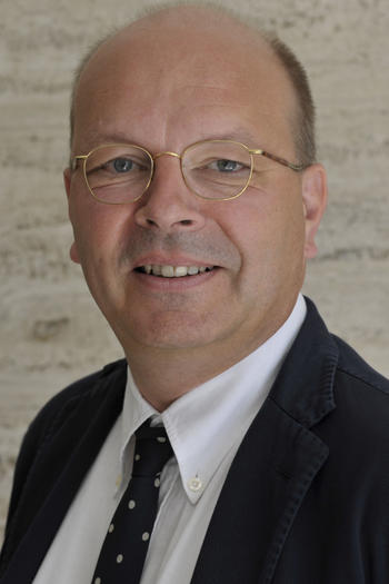 Professor Stephan Gosepath works in the field of moral philosophy and ethics. He focuses on theories of responsibility, practical thinking, and decision making.