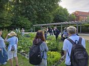 Alumni at Botanic Garden
