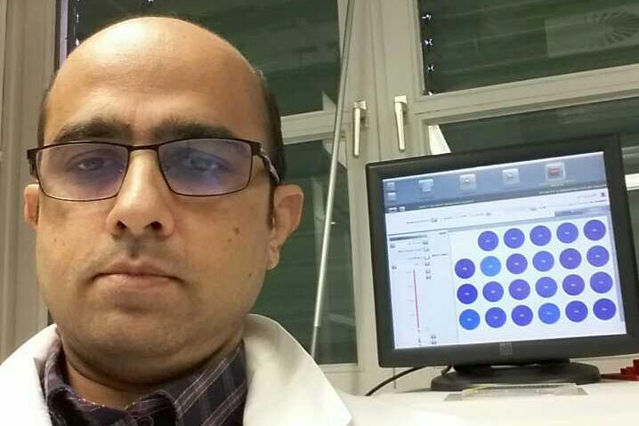 Alumnus Mansur A. Sandhu at the laboratory.