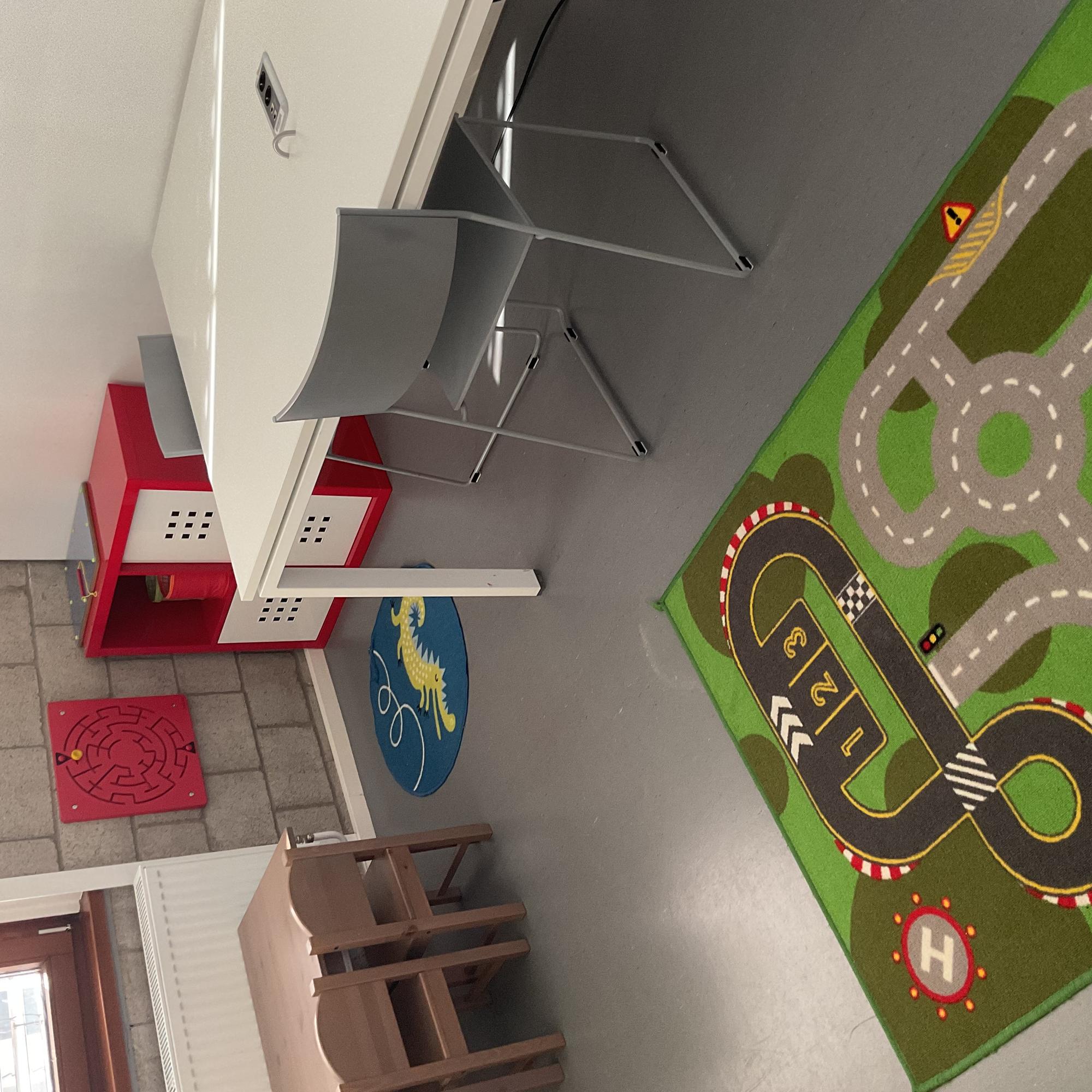 Campus Library (Fabeckstr. 23/25)