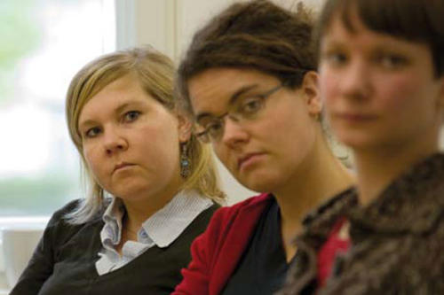 Sarah Albrecht (links), 29, ist seit diesem Herbst an der Berlin Graduate School of Muslim Cultures and societies. Sie beschäftigt sich mit islamischen Rechtsvorschriften.