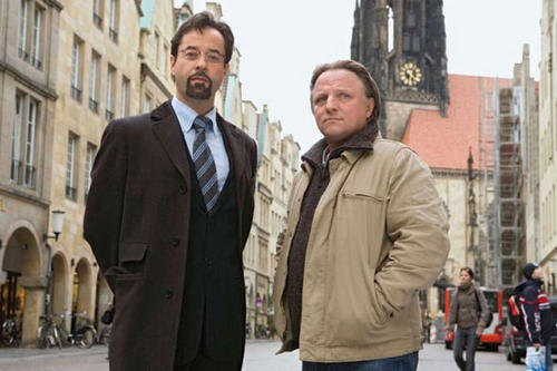 Seit Jahren ein Dauerbrenner im Ersten: Der Tatort – hier mit dem Pathologen Professor Karl-Friedrich Boerne (gespielt von Jan Josef Liefers, l.) und dem Hauptkommissar Frank Thiel (Axel Prahl), die als Team in Münster für den WDR ermitteln.