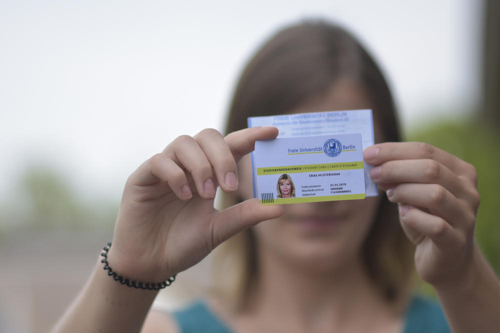 Klein und praktisch wie eine Scheckkarte: die neue Campuscard
