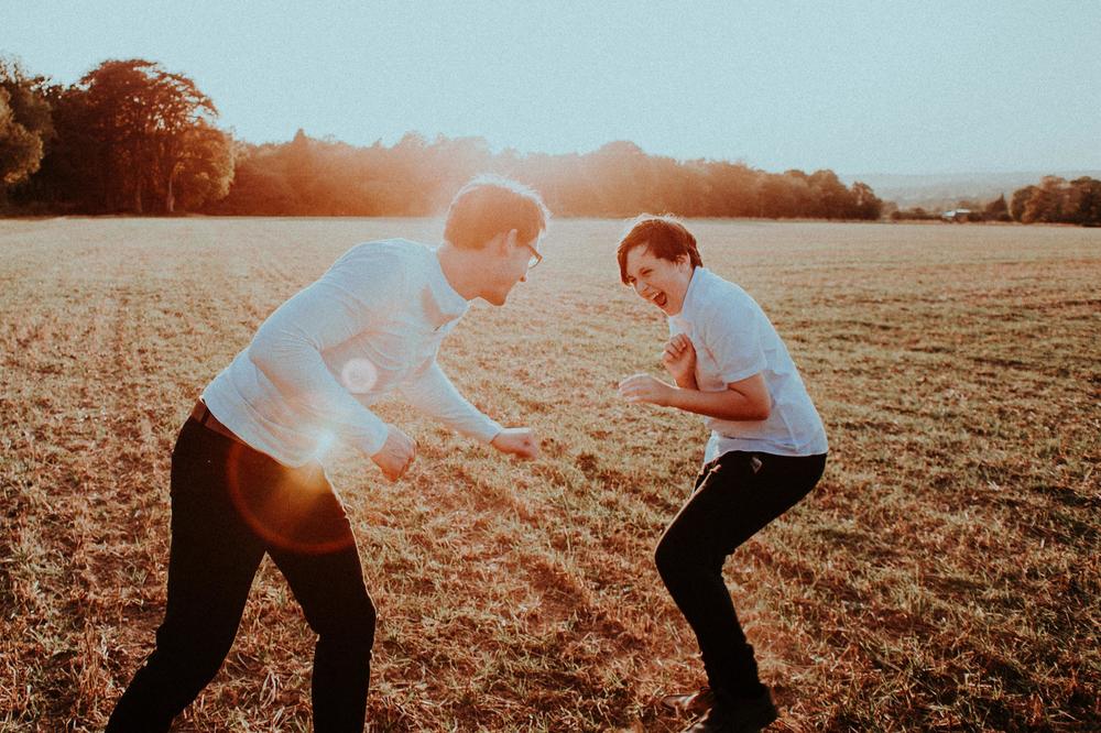 Sonnenstrahlen sind gut für die Gesundheit, das darin vorhandene schädliche UV-Licht kann aber auch gegen Coronaviren genutzt werden.