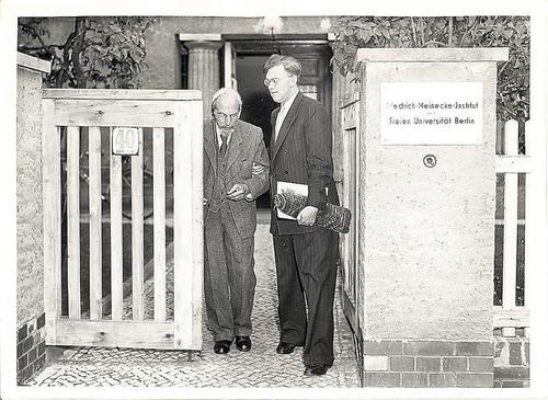 Die Altensteinstraße 40 in Dahlem