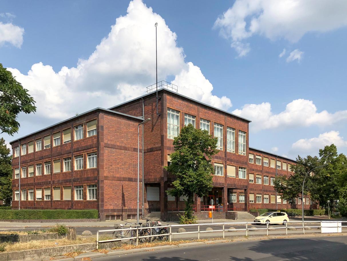 Die Rüdesheimer Straße 54–56