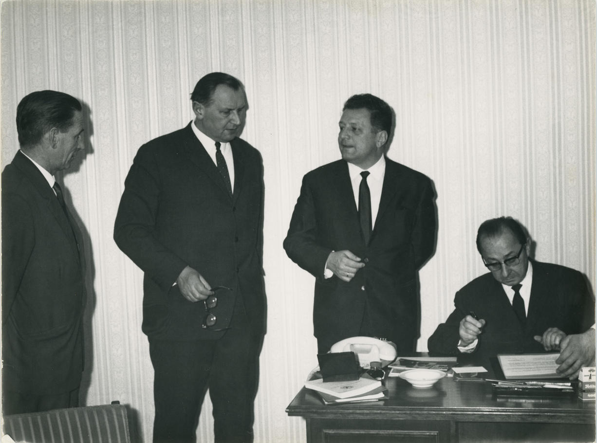 Beginn des Austauschprogramms mit der Universität Leningrad (heute: St. Petersburg)