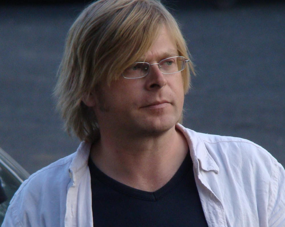 Markus Bendler studierte Islamwissenschaft und Publizistik.