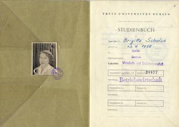 Brigitte Primke war an der Freien Universität mit der Matrikelnummer 20477 eingeschrieben.