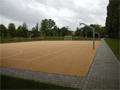 neues Kleinspielfeld am Rand des Campusparkes