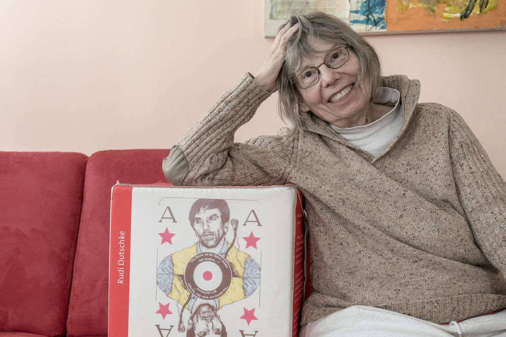 Gretchen und Rudi Dutschke lebten als Paar zusammen und heirateten 1966. Vielen Genossen und Weggefährten war das damals mindestens suspekt.