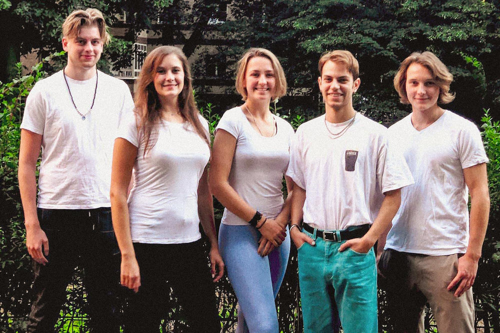 Das Team von „Ein Rucksack voll Hoffnung“