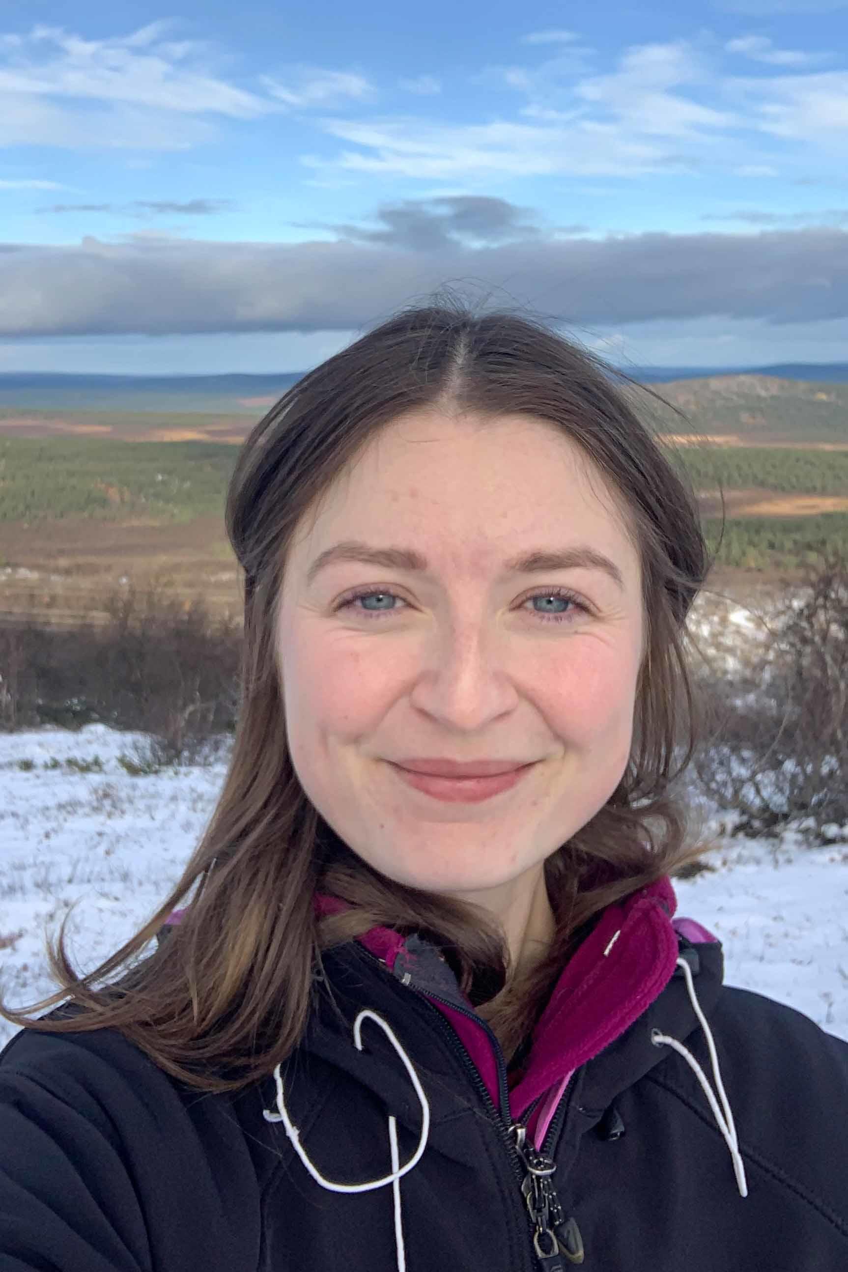 Julia Gouffin untersucht, wie der Bergbau das traditionelle Leben der samischen Kultur beeinflusst.