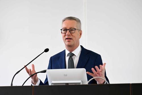 Universitätspräsident Prof. Dr. Günter M. Ziegler erinnerte in seiner Ansprache an die Bedeutung des im Siegel der Freien Universität verankerten Freiheitsbegriffs.