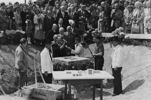 Feierliche Grundsteinlegung zum Henry-Ford-Bau