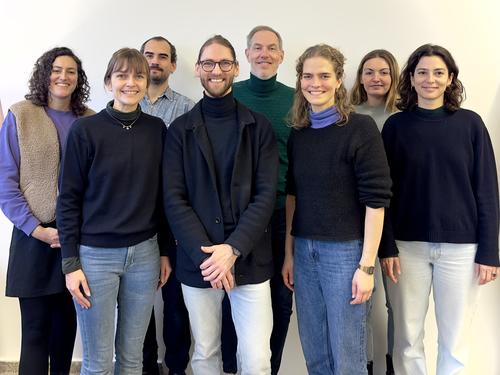 Unser Team: Jessica Weber, Johanna Lubig, Jonathan Bär, Julian Rau, Stefan Petri, Elisabeth Wentker, Katharina Wicht (ehemalige Mitarbeiterin) und Judith Apell. Nicht im Bild: Julia Peschel