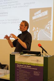 Prof. Dirk Messner