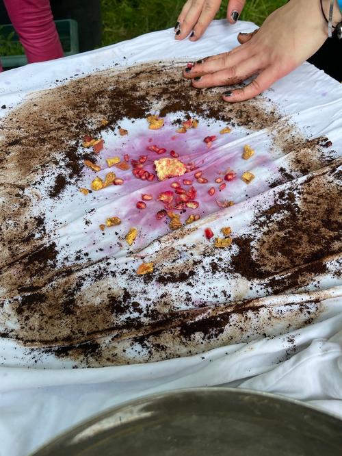 Earthdye-Projekt. Bild: c Anna Maria Mintsi-Scholze/ Garten der Künste