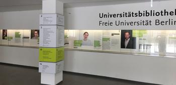 Dauerausstellung "En Passant" im Foyer der Garystr. 39