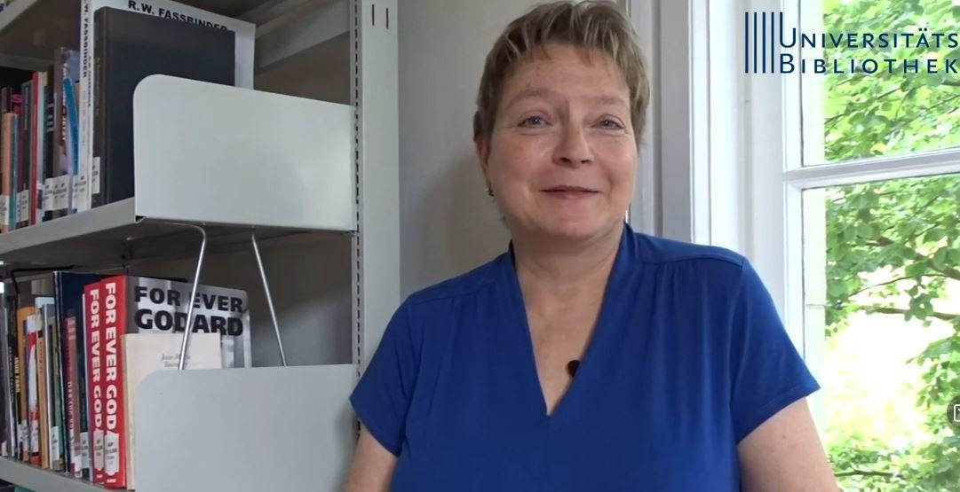 Barbara Behrens, Bibliotheksbeschäftigte der Bibliothek des Instituts für Theaterwissenschaft der Freien Universität Berlin