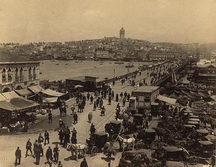 Galata_Bridge_1800s-2