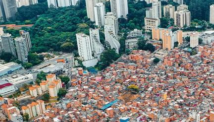 foto-inequalities-c-l