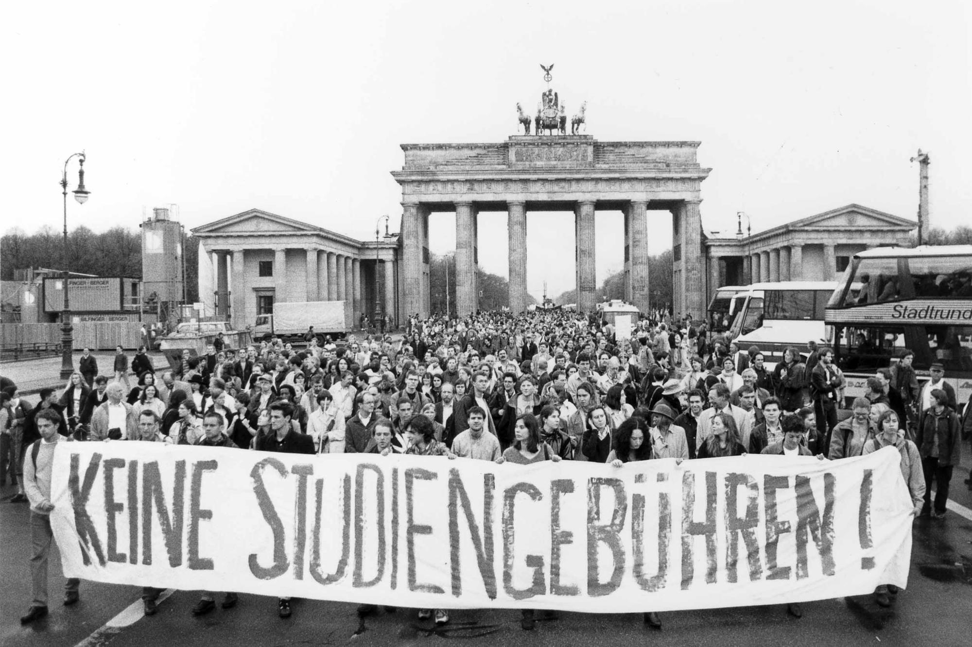 Gegen Studiengebühren gingen auch in Berlin universitätsübergreifend viele Menschen auf die Straße.